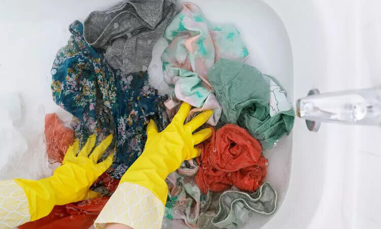 How to Hand Wash Clothes in a Bathtub - Giving Tree Home