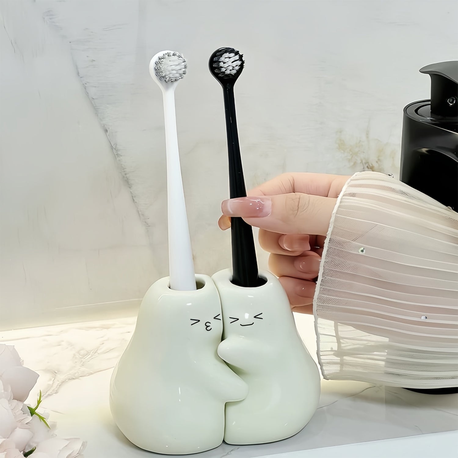 Cute Toothbrush Holder for Sweet Couples