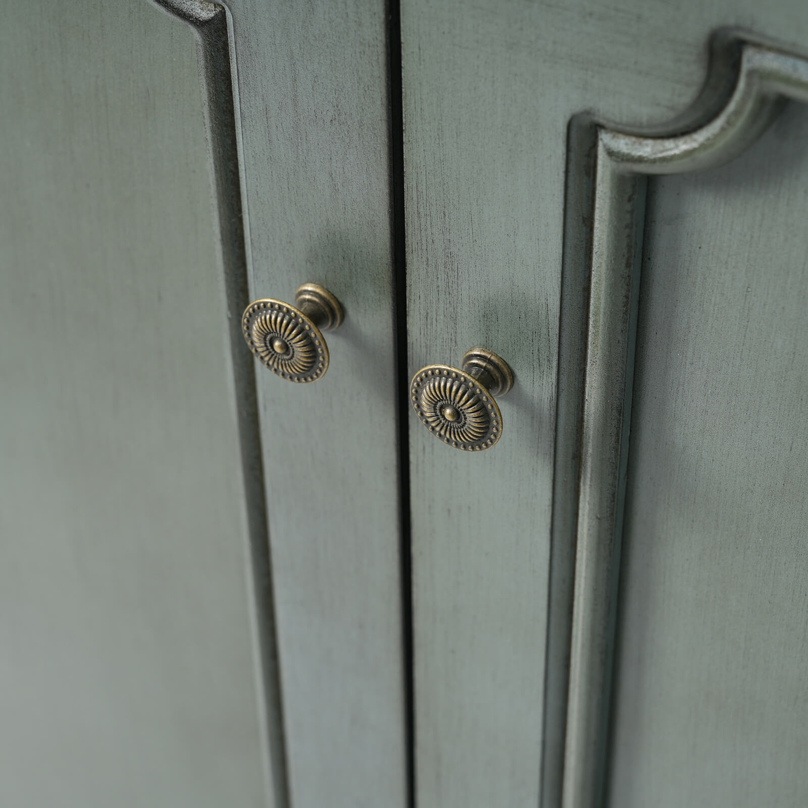 N817GTP245316B retro round handle details