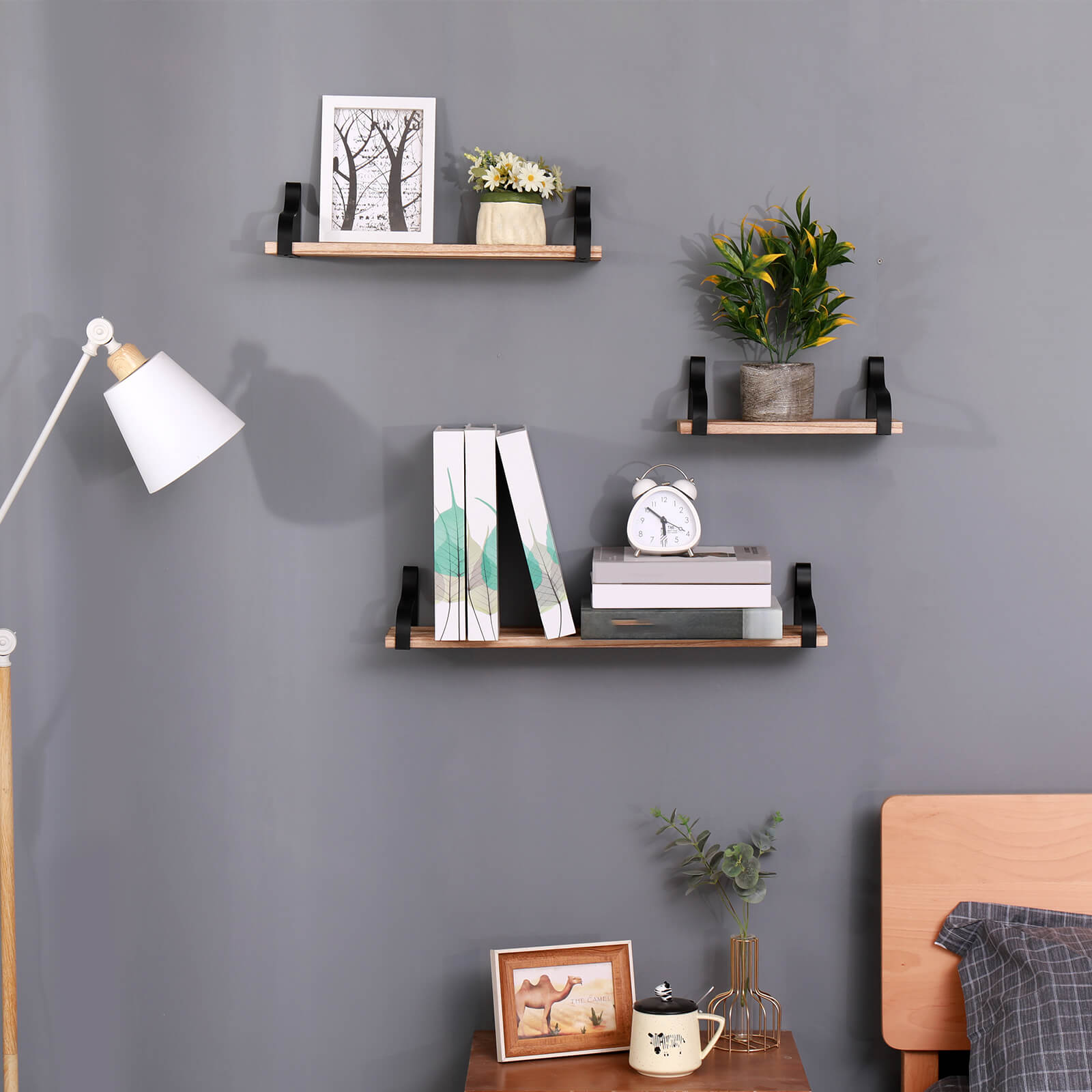 Wall-Mounted Oak Floating Shelves with Brackets for Bathroom (Set of 3)