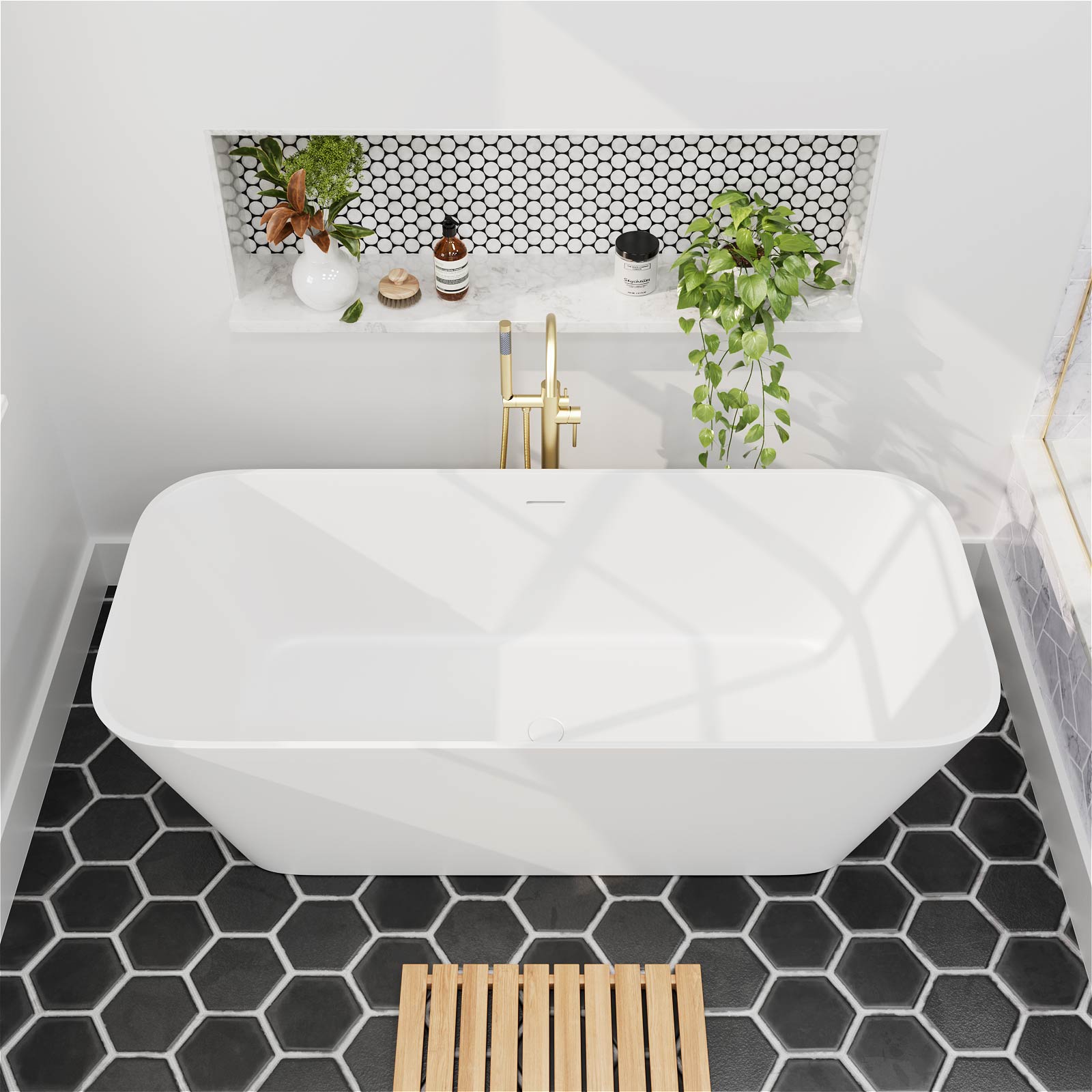 Rectangular freestanding bathtub with matte finish