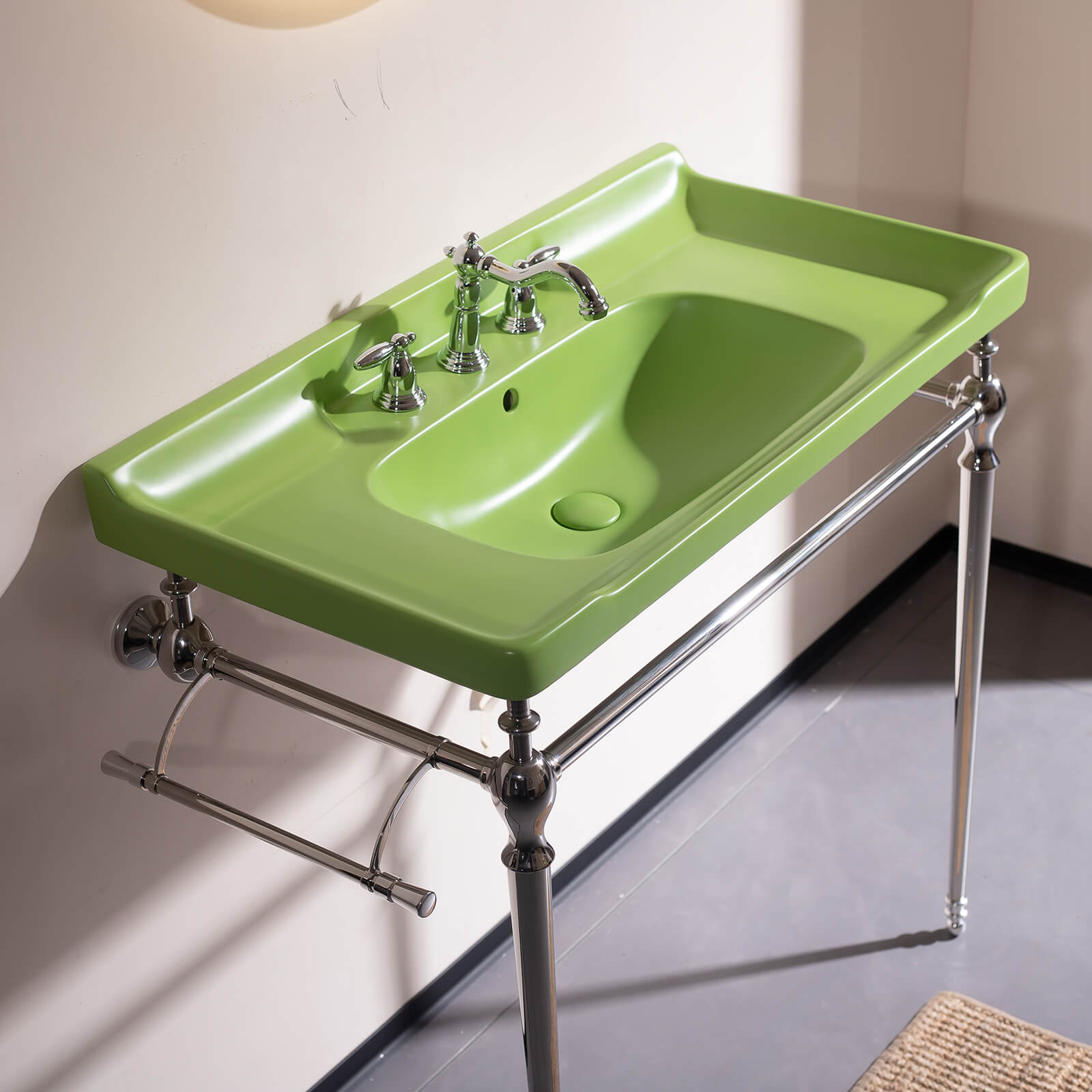 Retro green ceramic sink with chrome supports