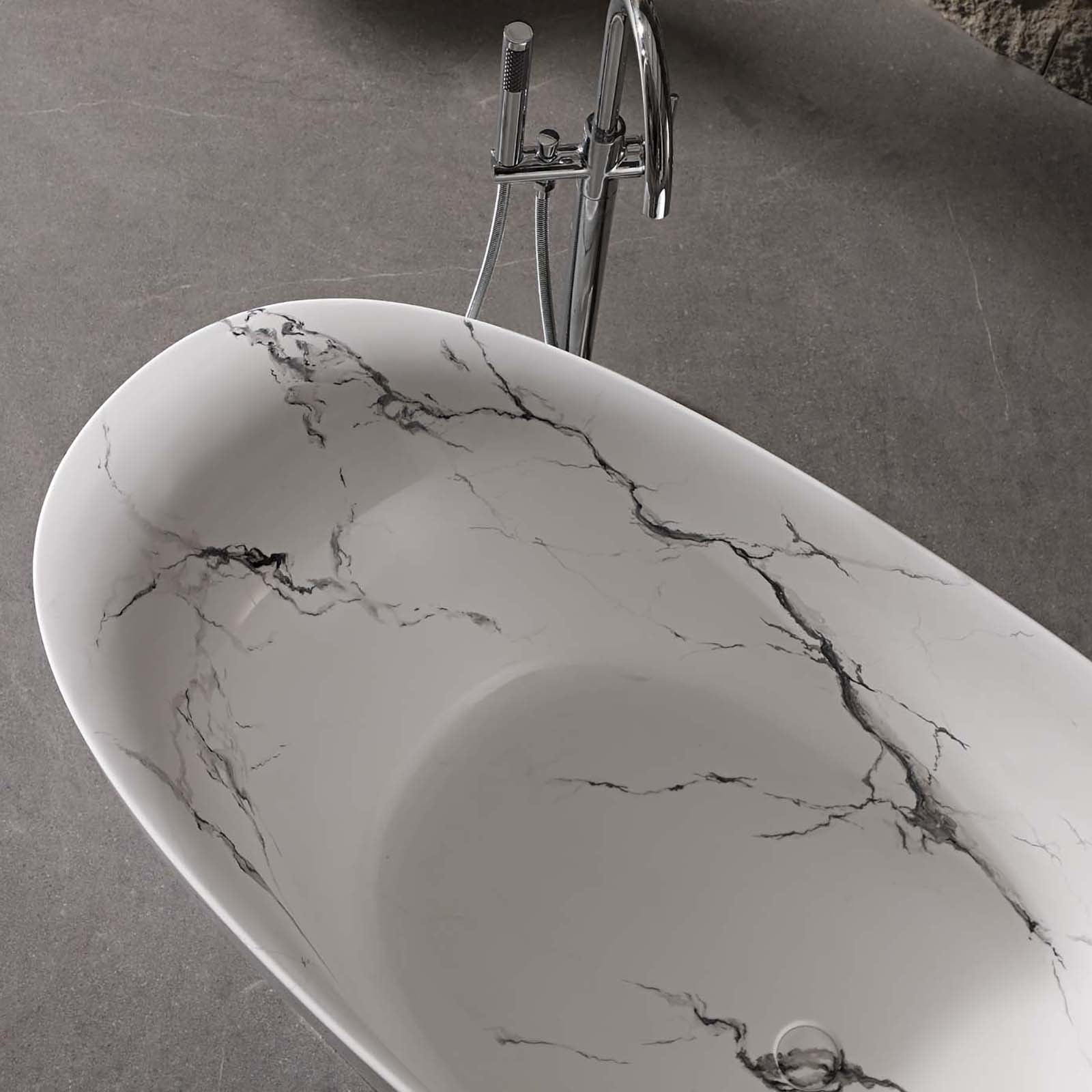 freestanding soaking tub with ergonomic backrest design