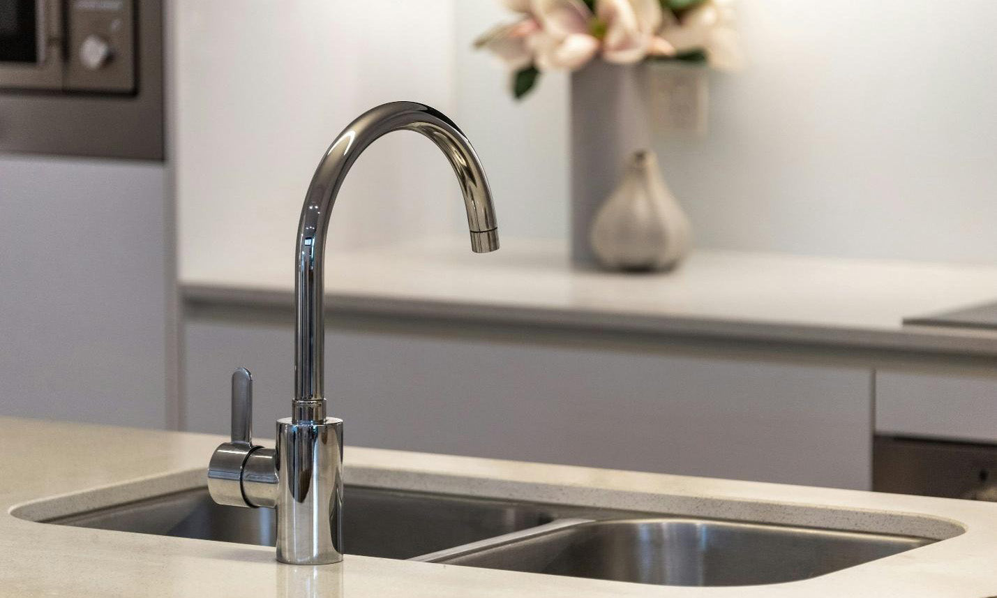 Features That Make a Kitchen Faucet Worth Buying