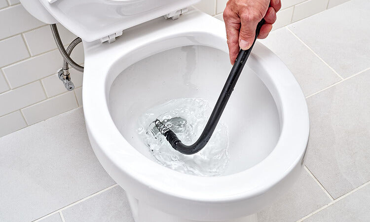 How to Use a Toilet Auger