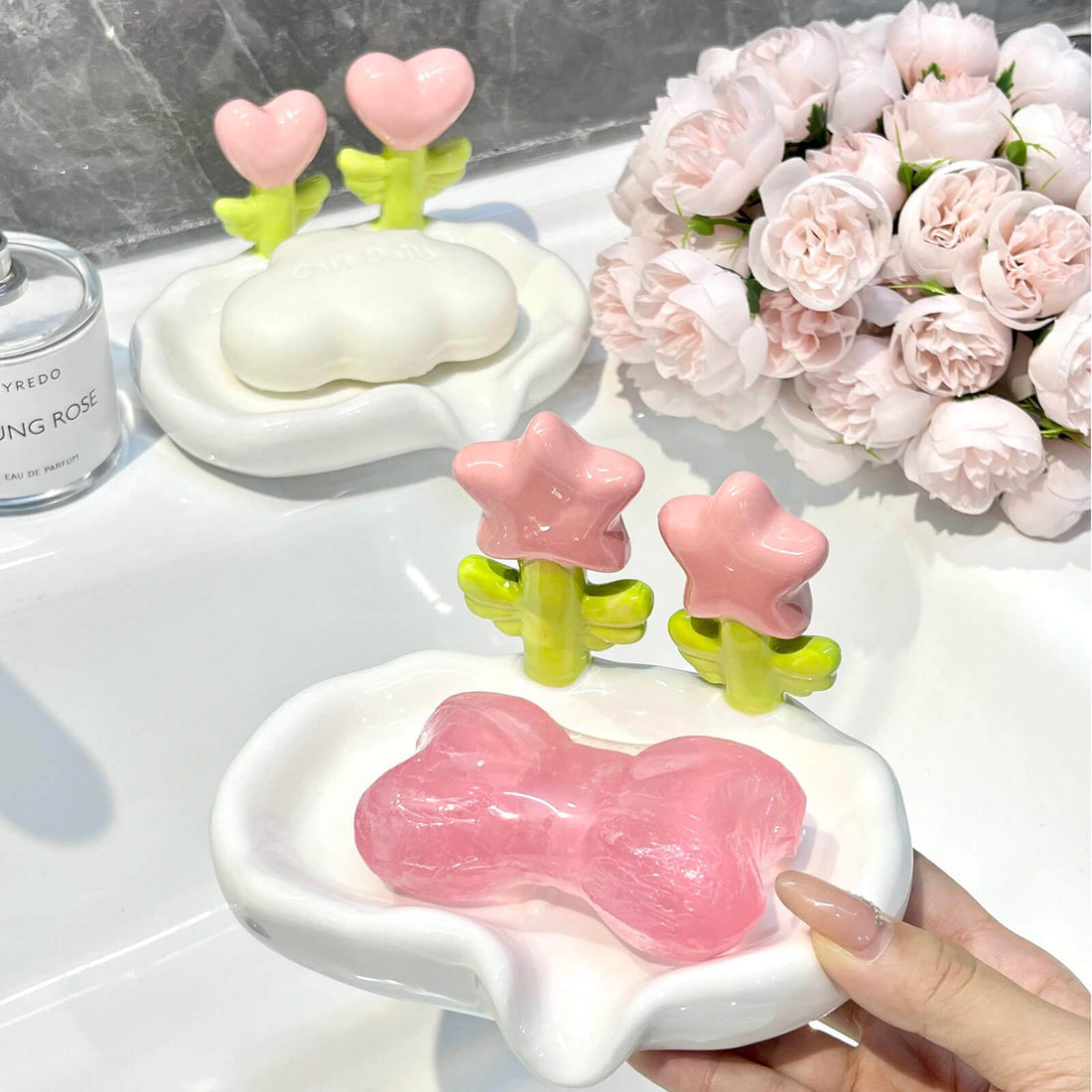 Ceramic Flower Shaped Soaps Dish holder with Self Draining Soap Dish for Shower Bathroom
