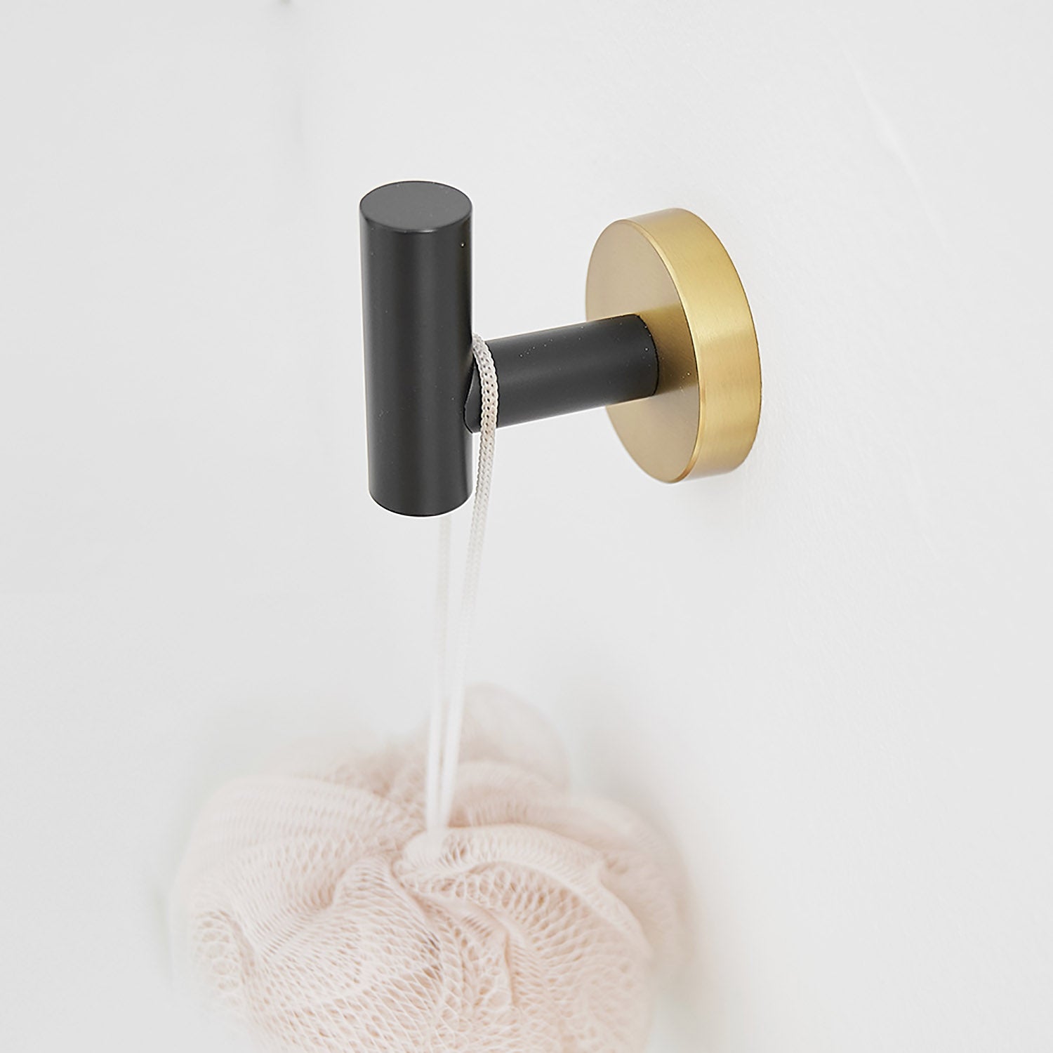 Black &amp; Gold Wall-Mounted Bathroom Hardware hook