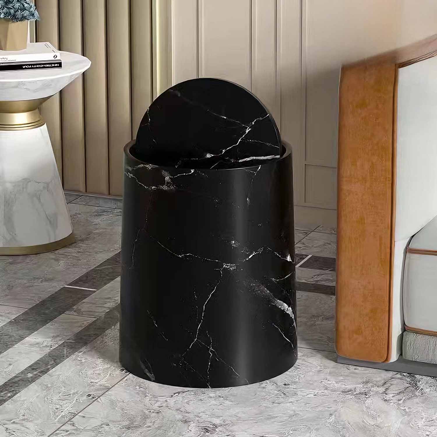 Hotel style trash can with lid
