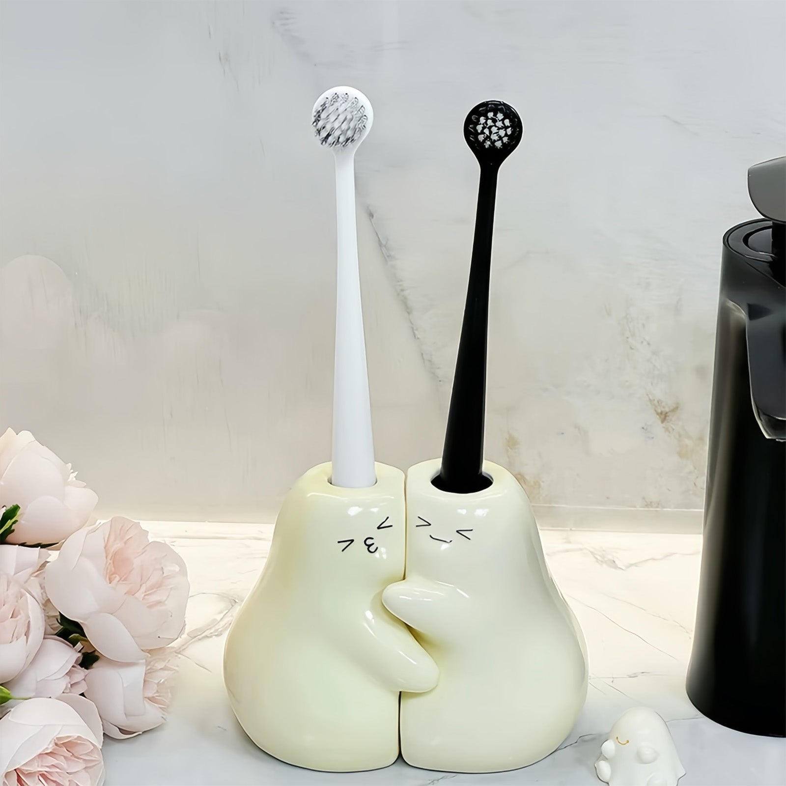 Cute toothbrush holder for sweet couples