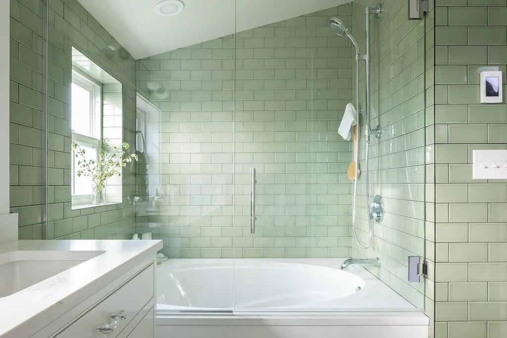 Shower and soaking tub combo creates a versatile bathroom
