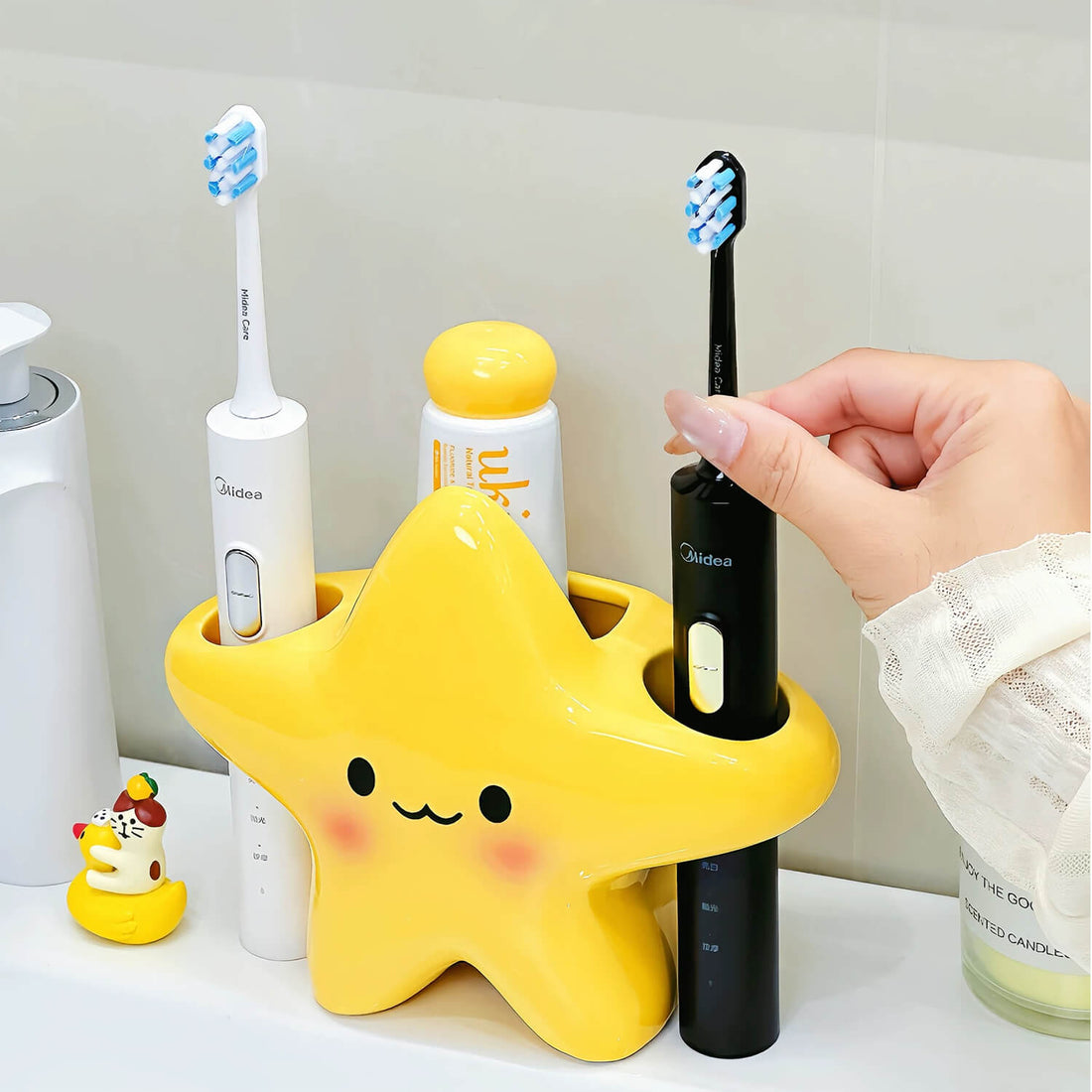 Star Design Ceramic Toothbrush Holder for Bathroom Storage