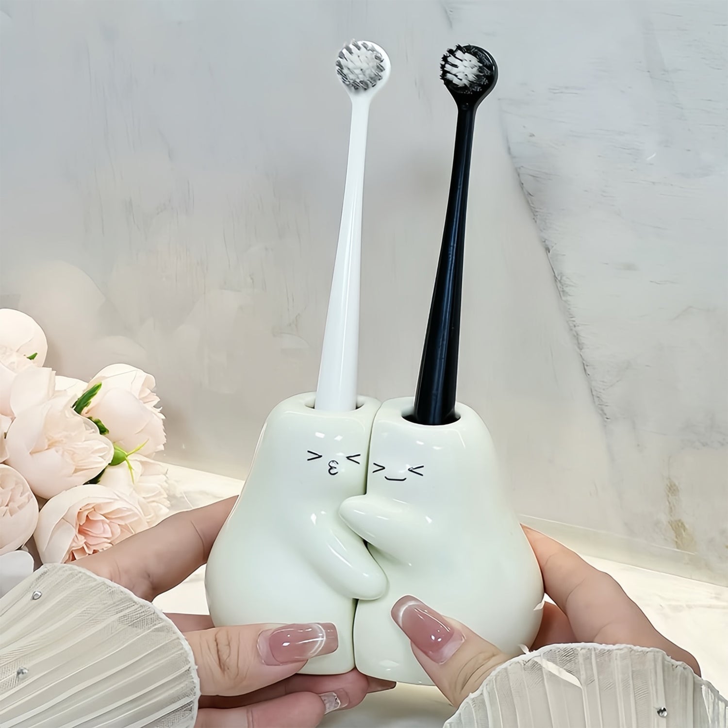 Cute toothbrush holder for sweet couples