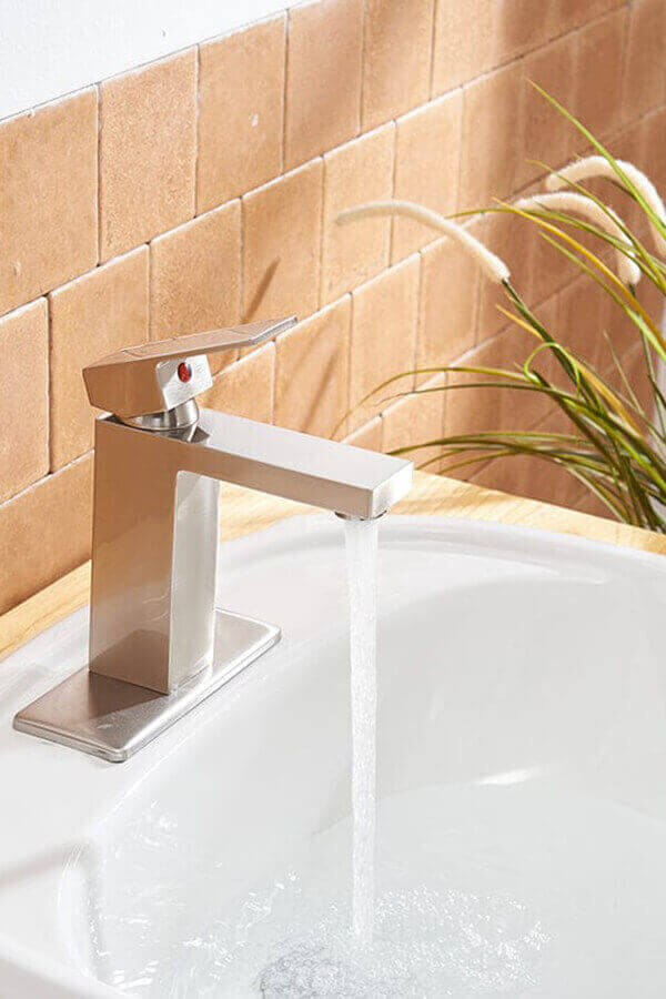 White Brushed Nickel Bathroom Sink Faucet